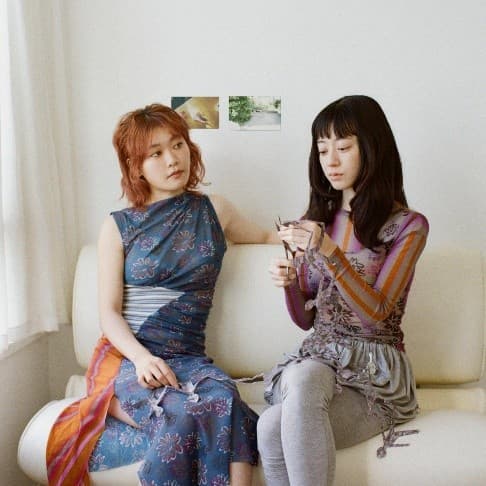 Netflixシリーズ「九条の大罪」主題歌は羊文学！書き下ろし「Dogs」が世界観を彩る！